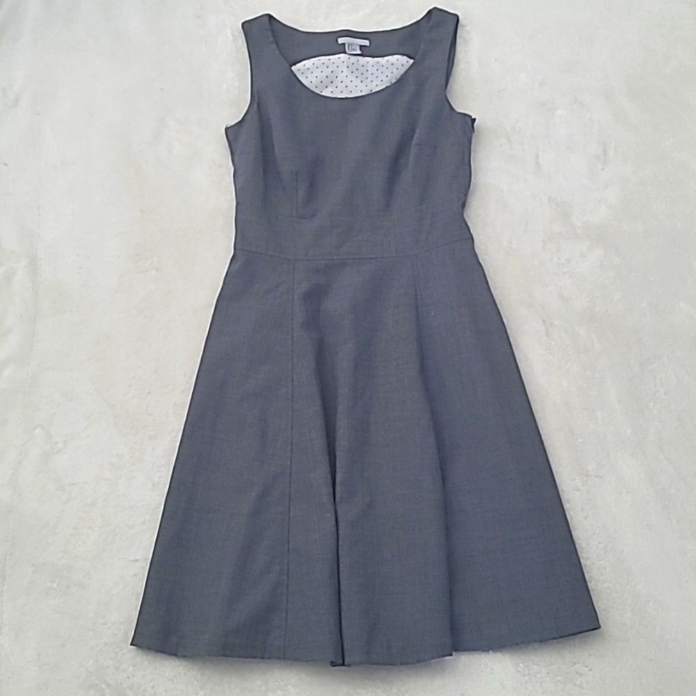 H&M Women's 6 Fit And Flare Solid Gray Dress Lined Polka Dot Pleated Scoop Neck